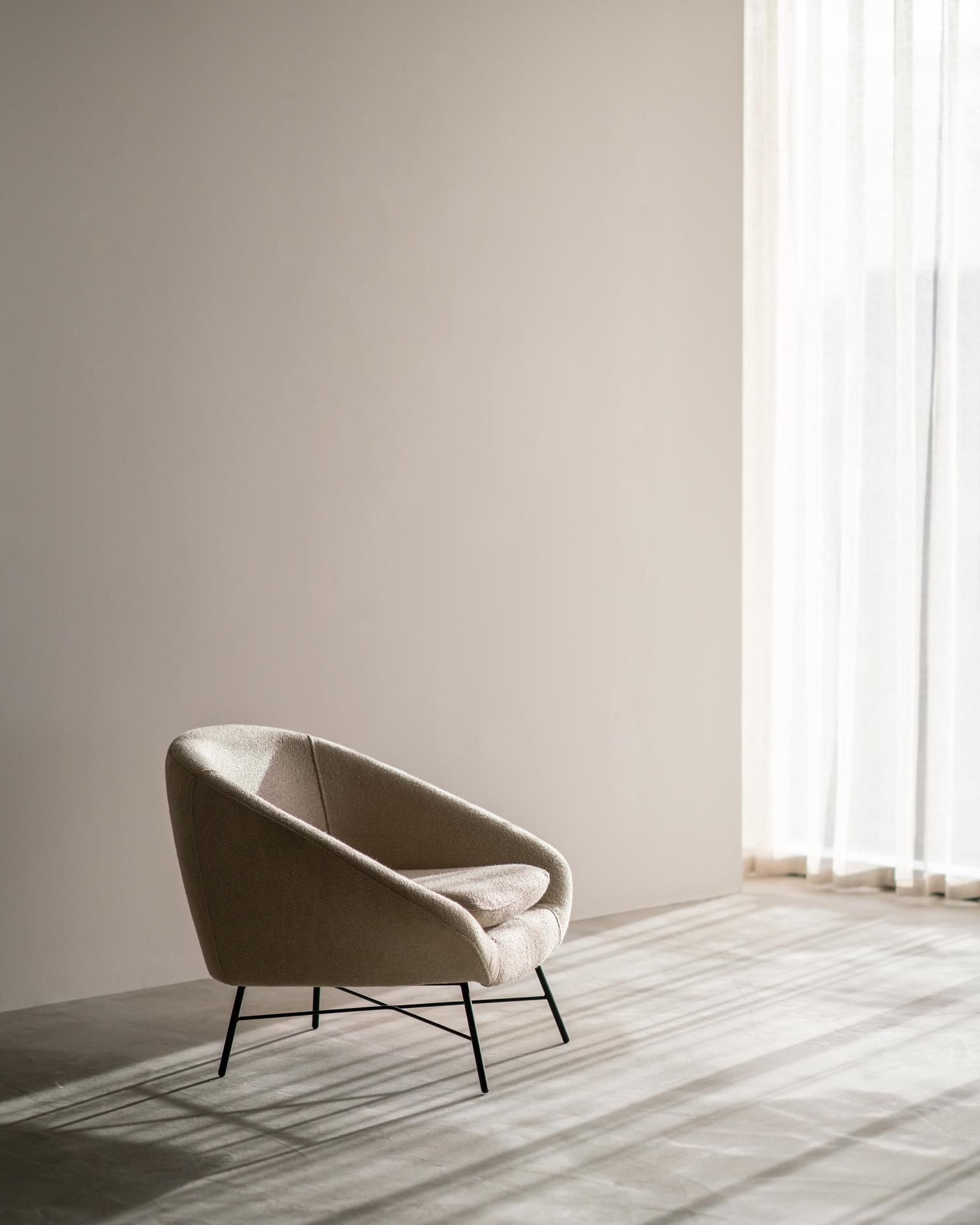 Re-loved | Barrow lounge chair