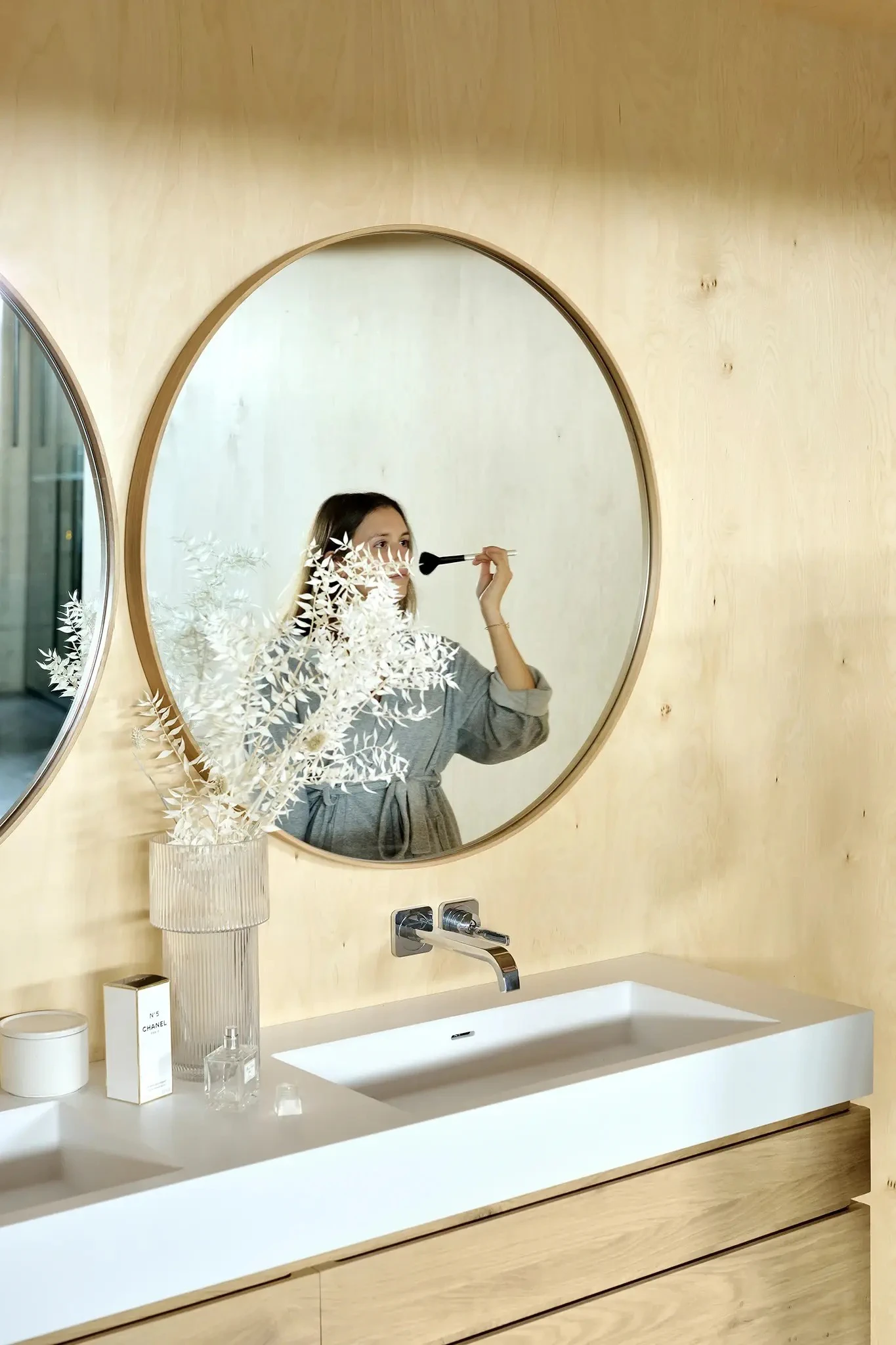 Layers wall mirror | Re-loved