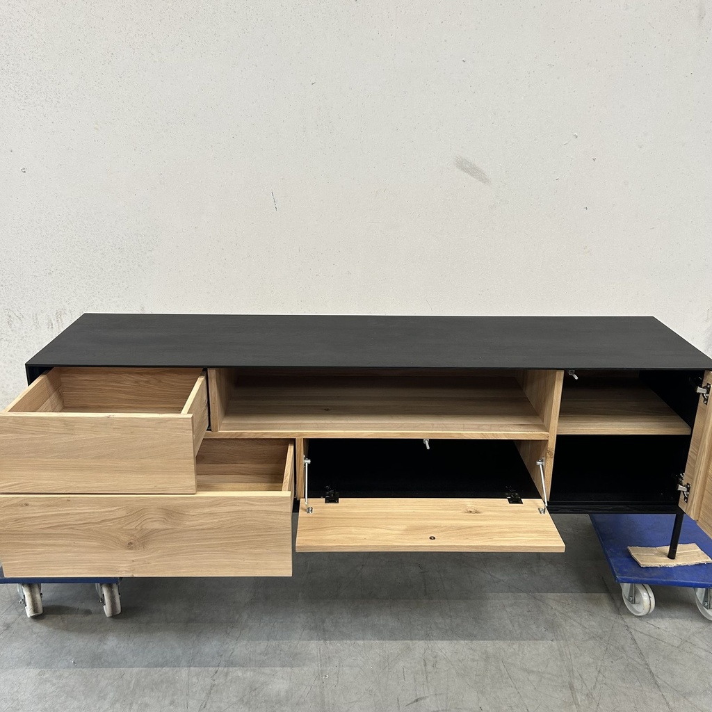 Blackbird TV cupboard