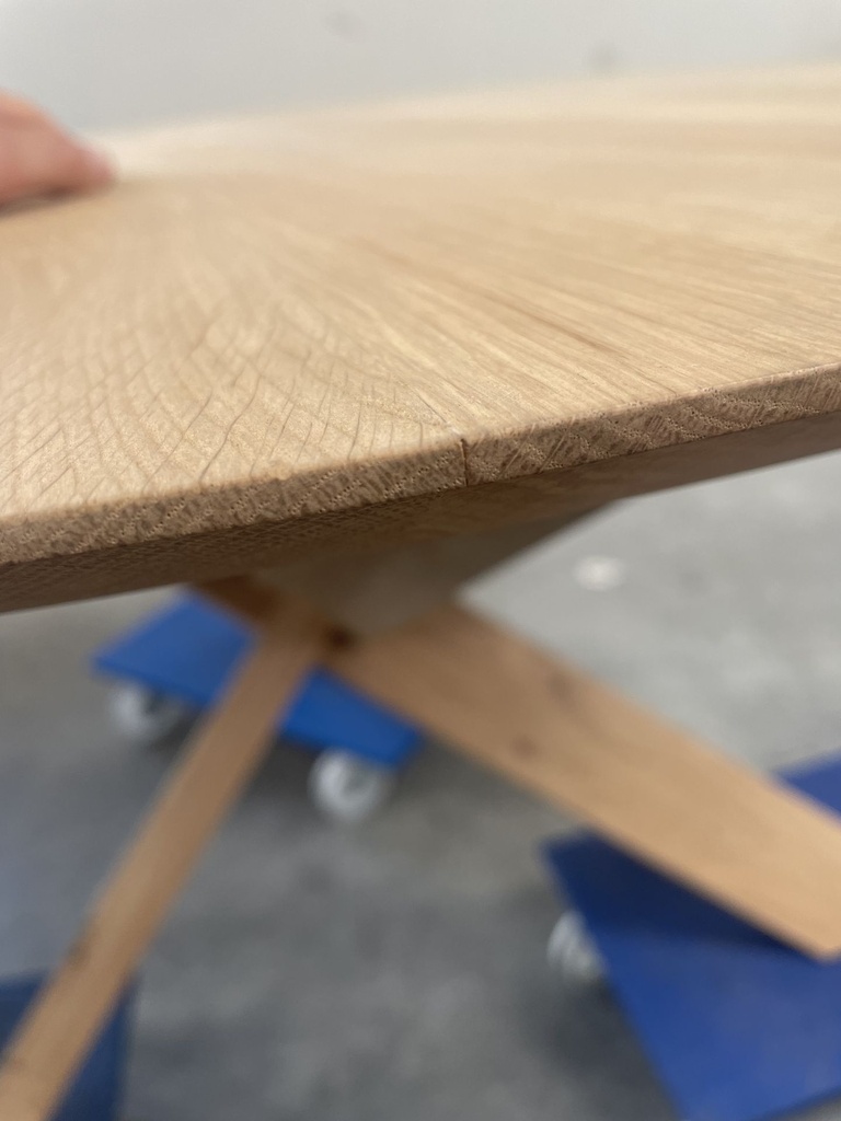 Circle dining table