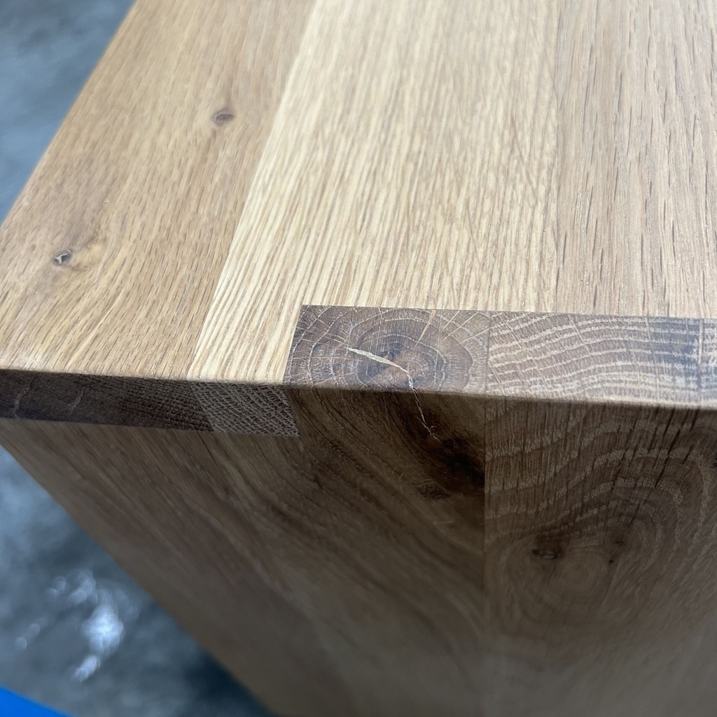 Nordic II bedside table