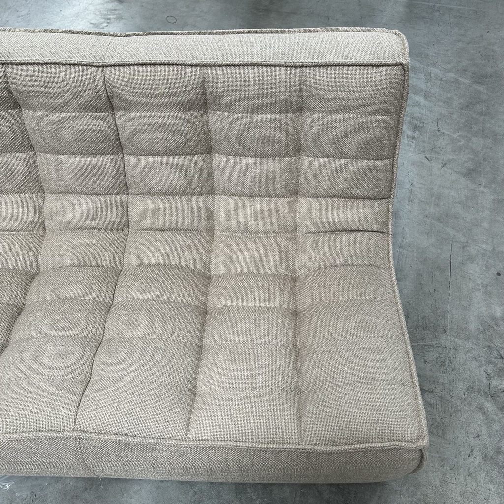N701 sofa