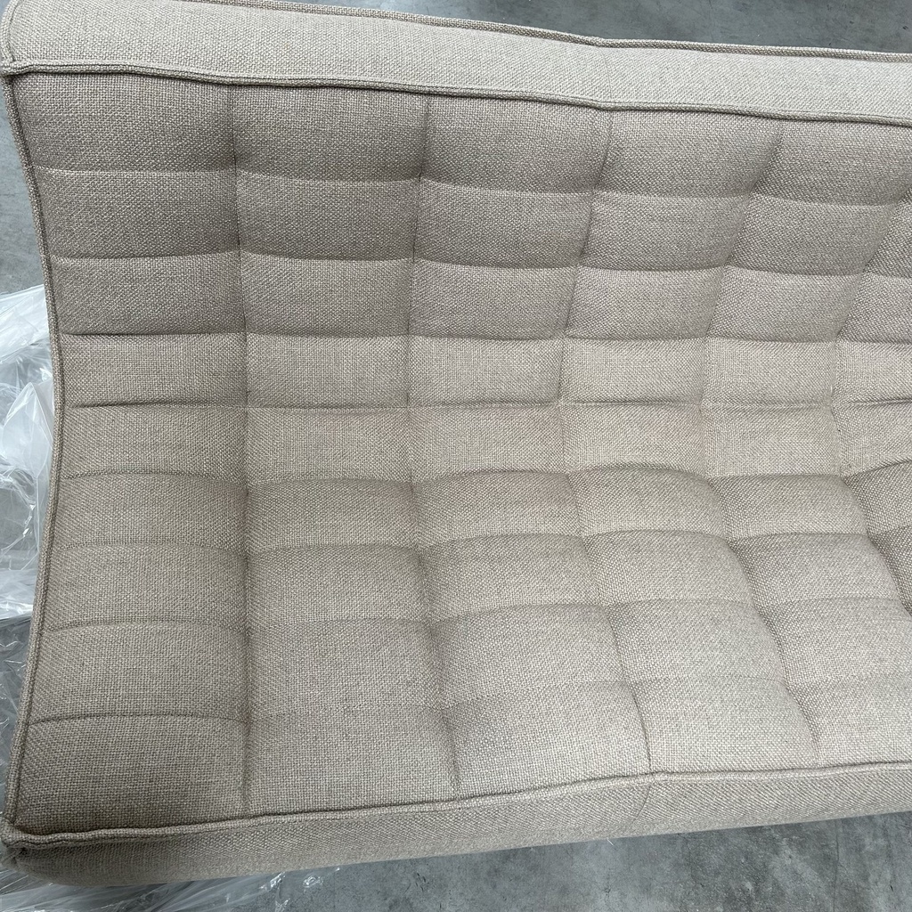N701 sofa