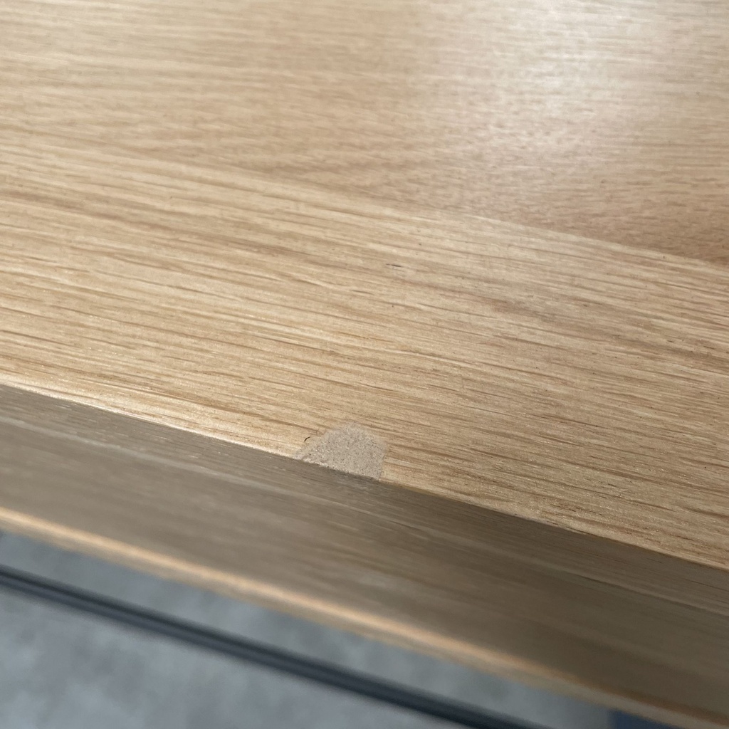 Whitebird desk