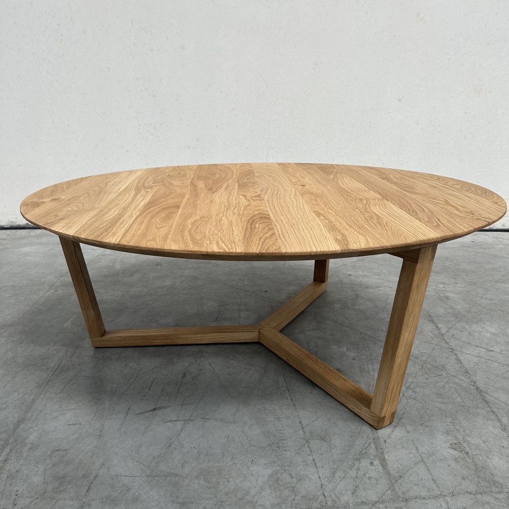 Tripod coffee table
