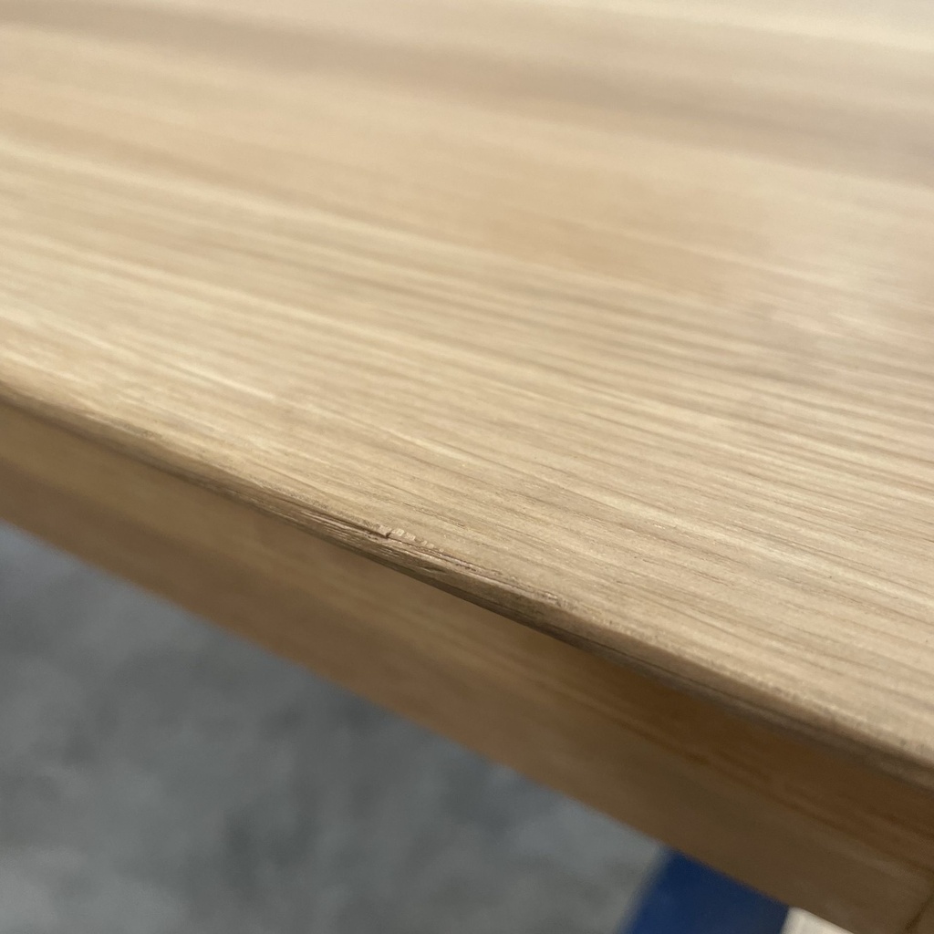 Bok dining table