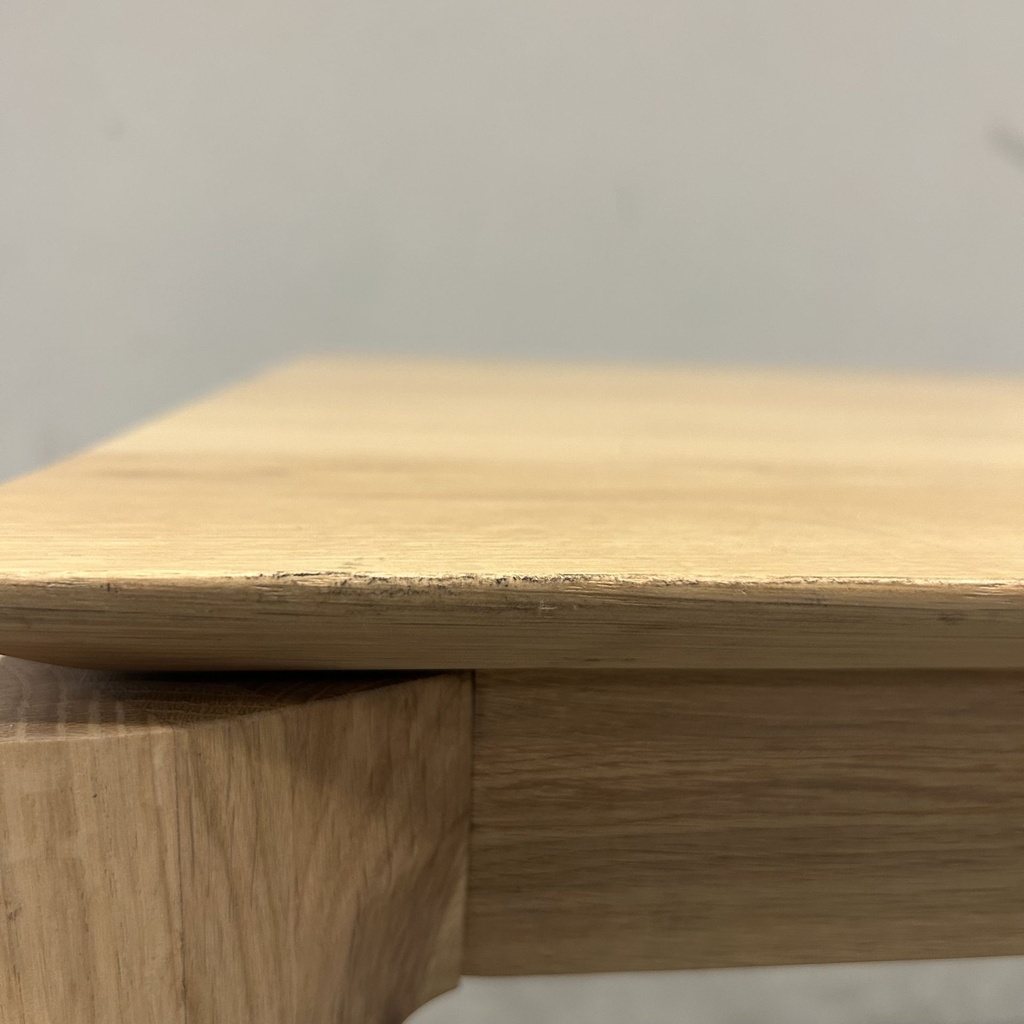 Bok dining table