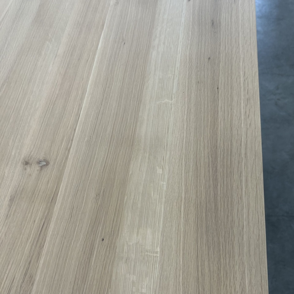 Slice dining table