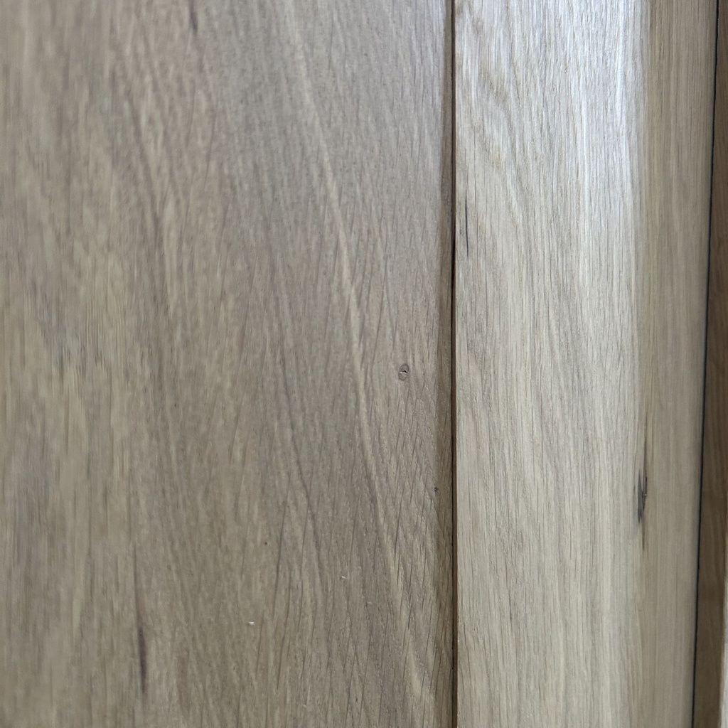 Shadow sideboard