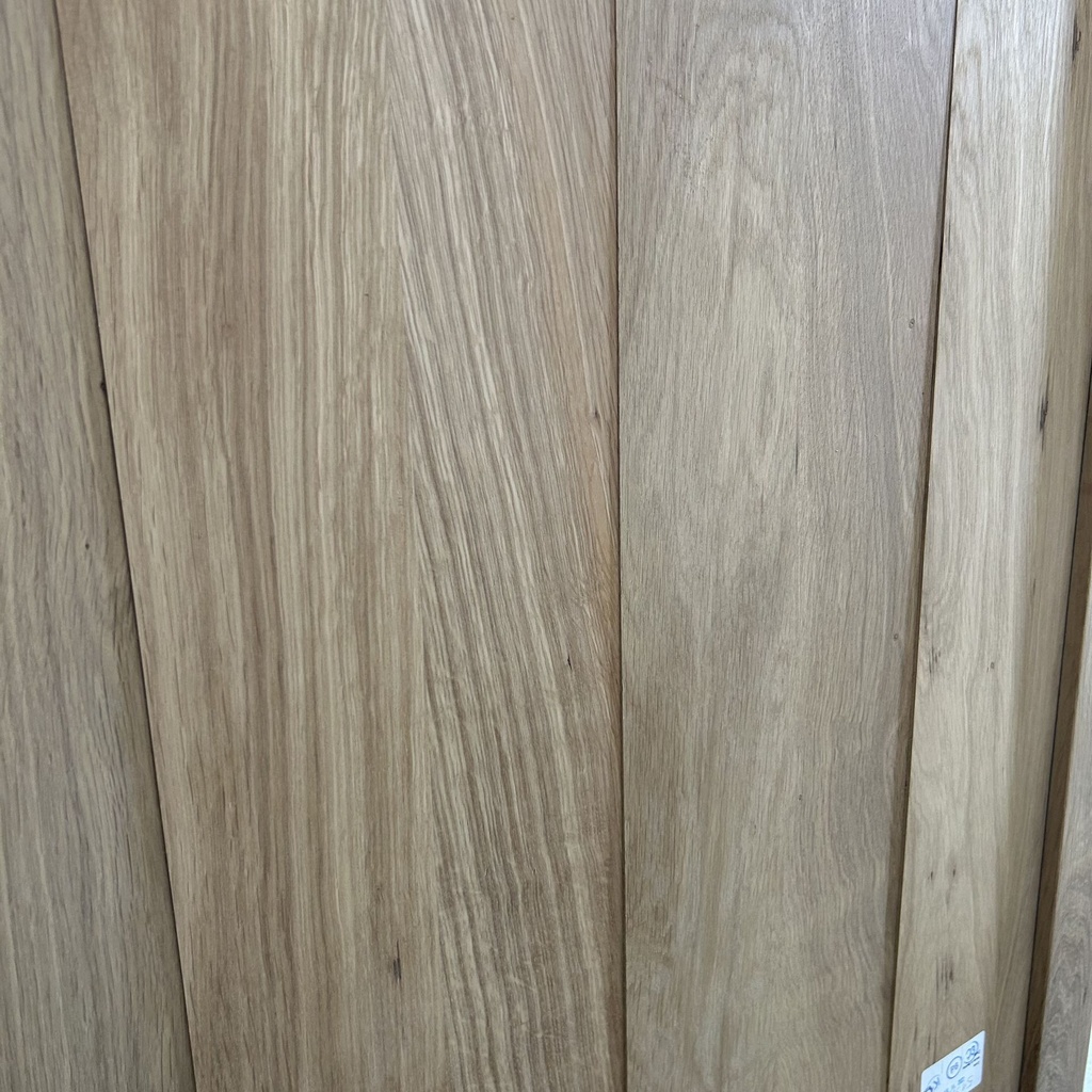 Shadow sideboard