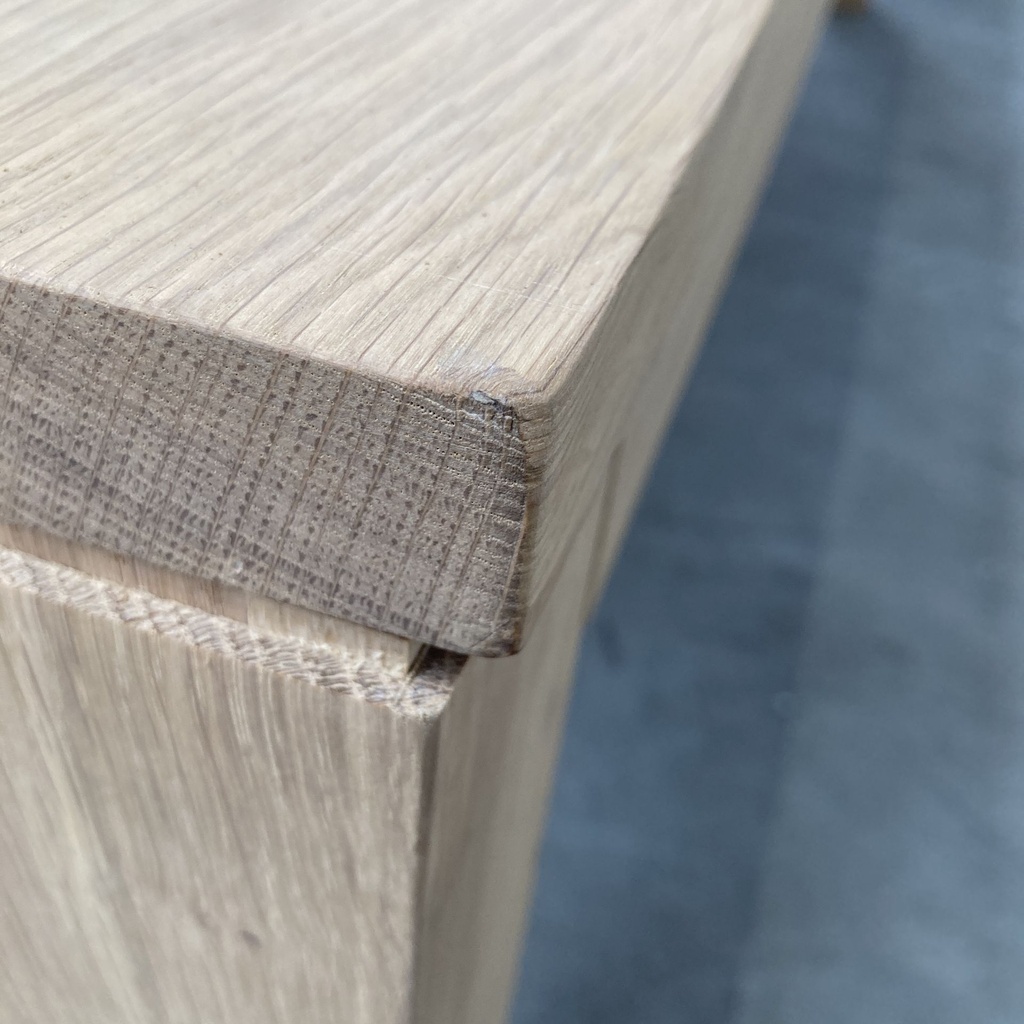 Straight bench