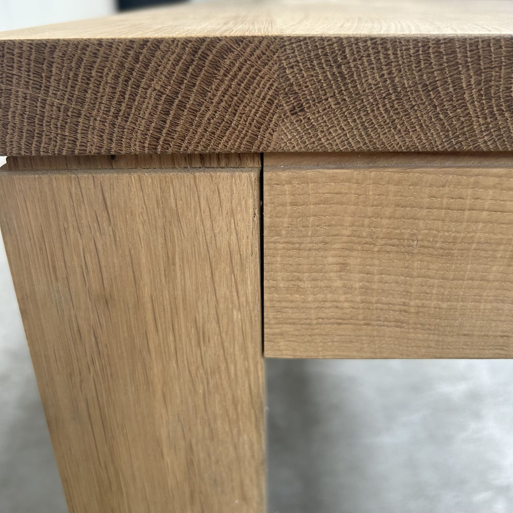 Straight bench