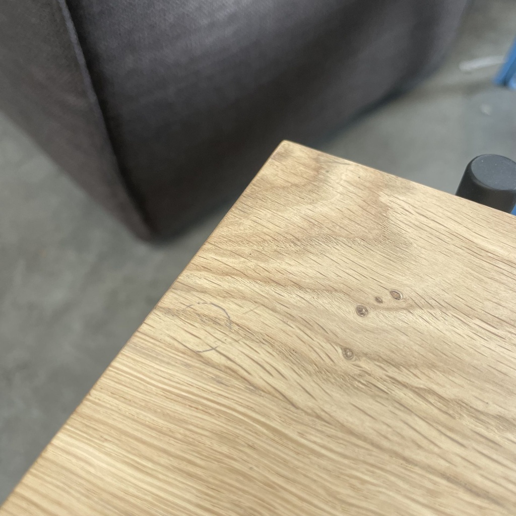 Oak Rise Side table - wireless charging