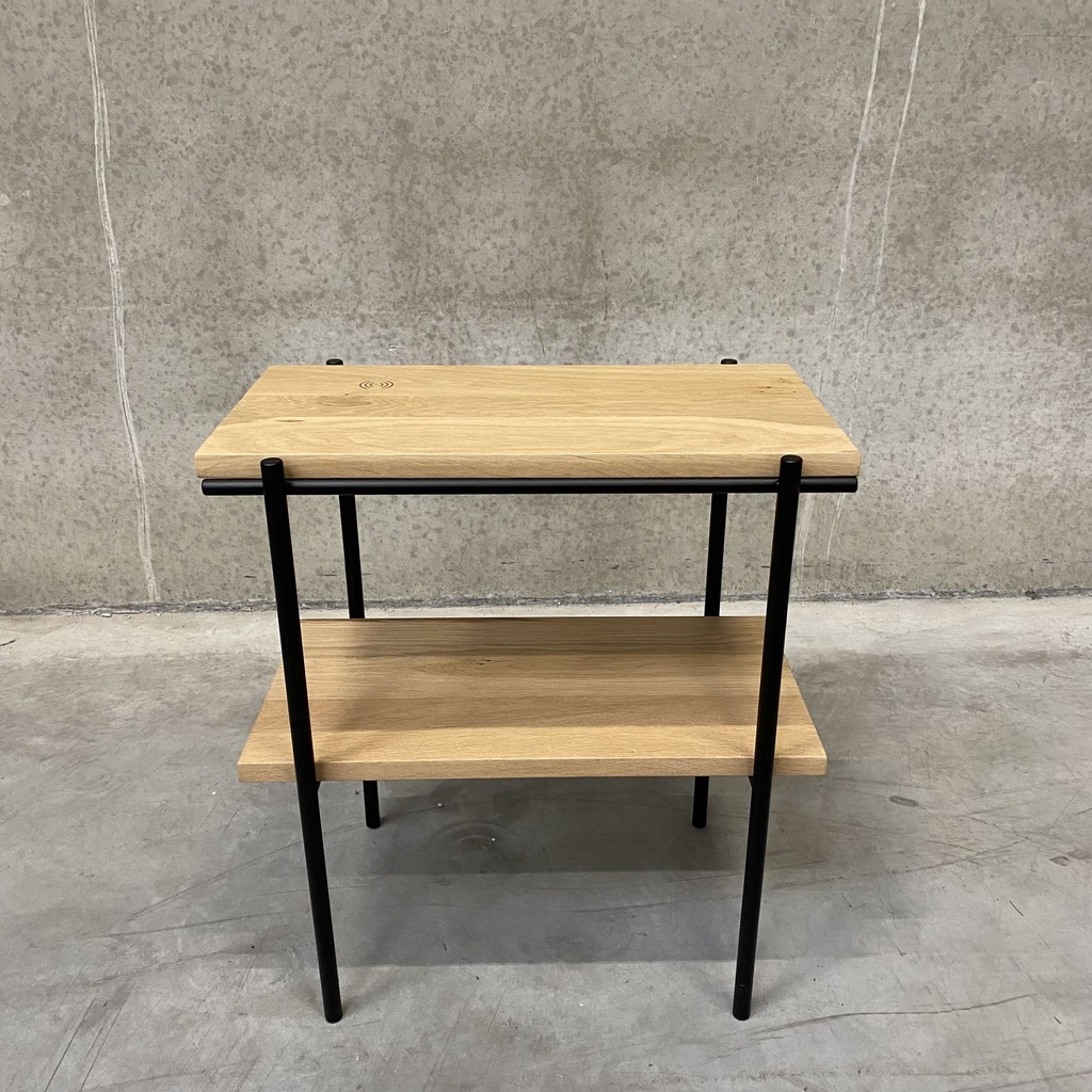 Oak Rise Side table - wireless charging