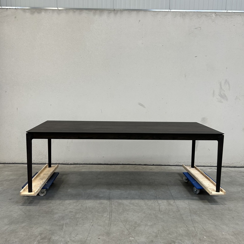 Bok dining table