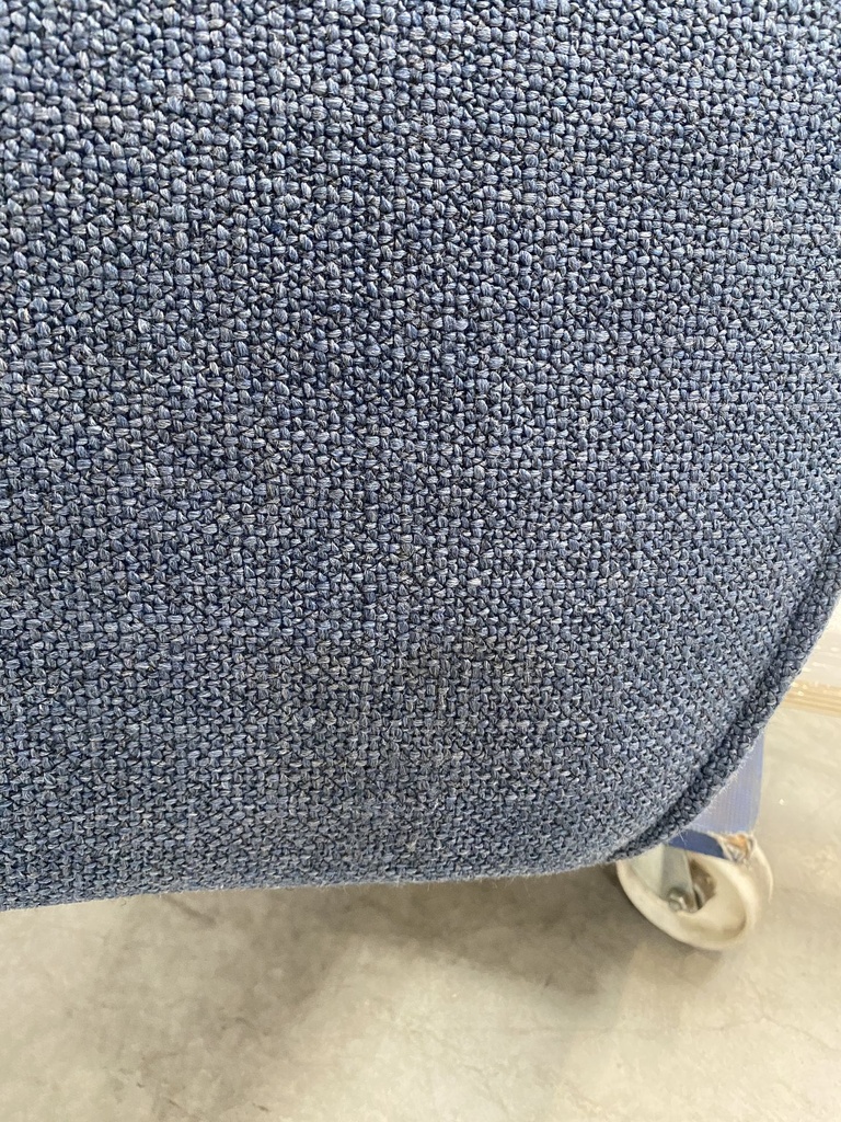 N701 sofa