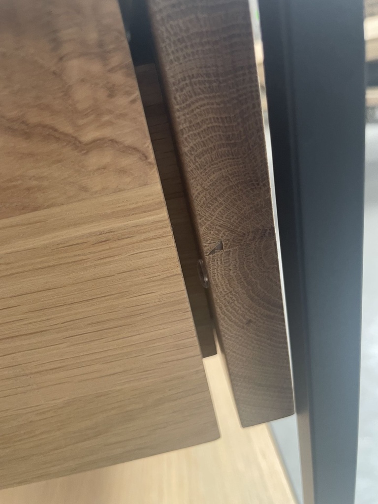 Monolit console