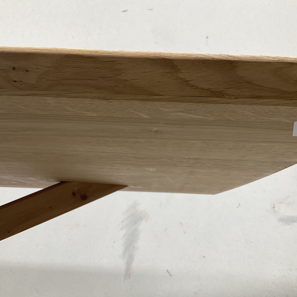 Mikado dining table