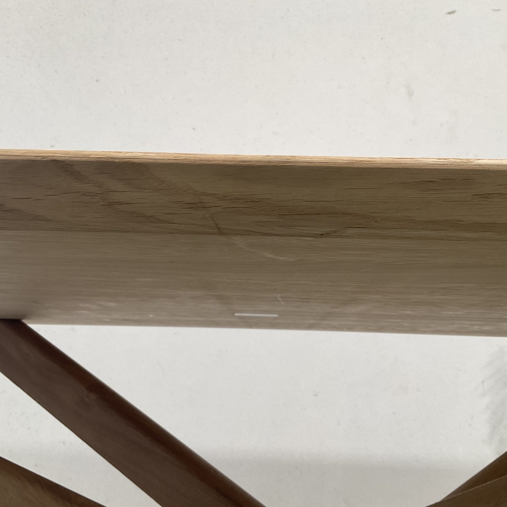 Mikado dining table