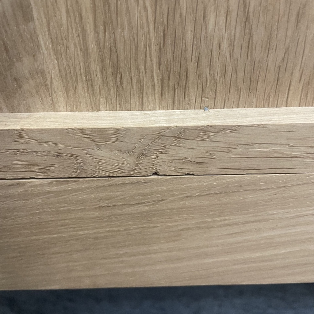 Madra bedside table