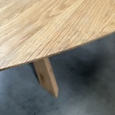 Circle dining table