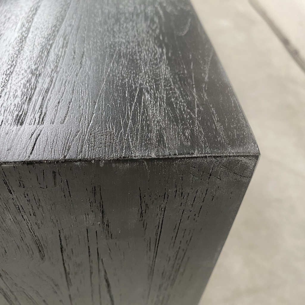 Graphic sideboard