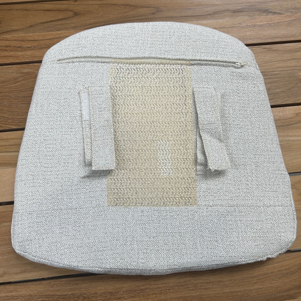 Bok outdoor dining chair cushion (Soft off white)