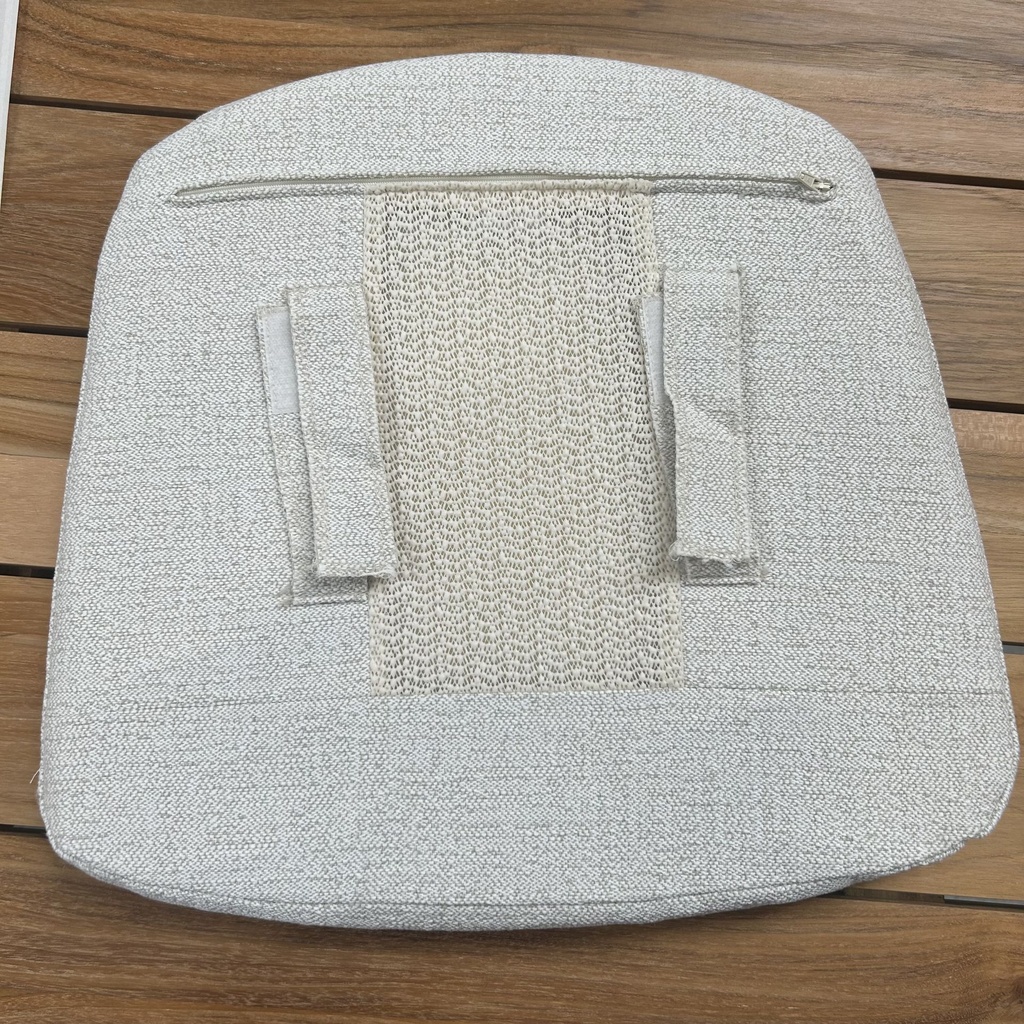 Bok outdoor dining chair cushion (Soft off white)