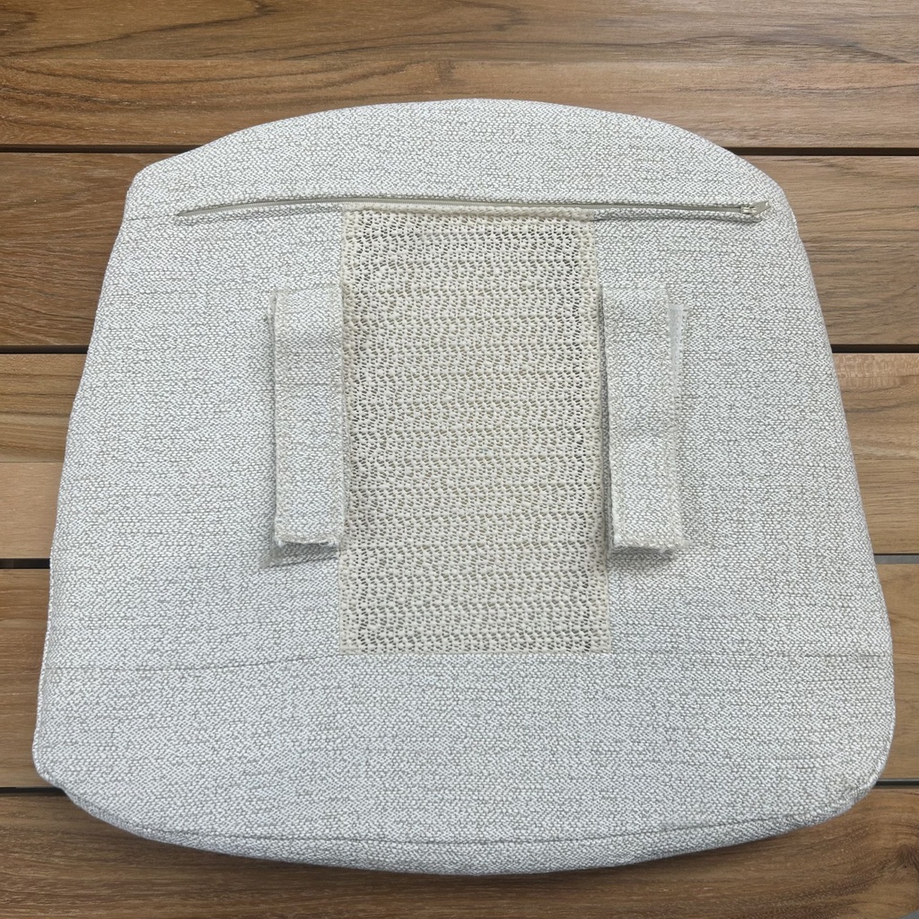 Bok outdoor dining chair cushion (Soft off white)