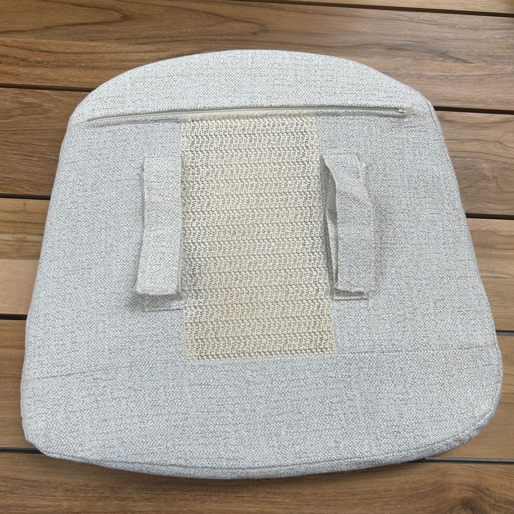 Bok outdoor dining chair cushion (Soft off white)