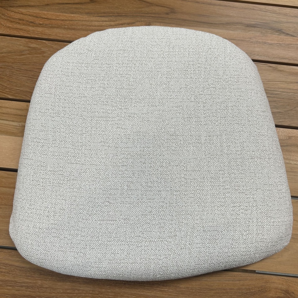 Bok outdoor dining chair cushion (Soft off white)