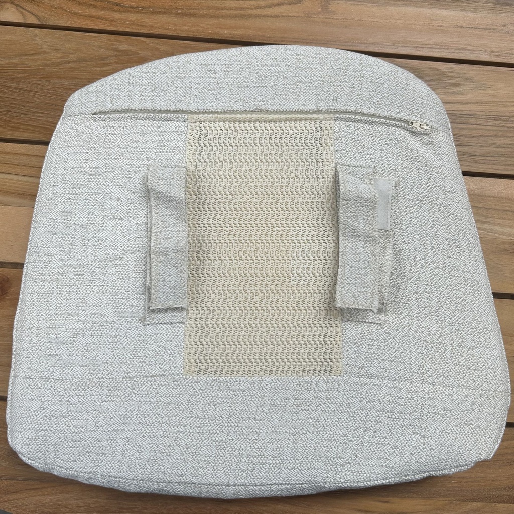Bok outdoor dining chair cushion (Soft off white)