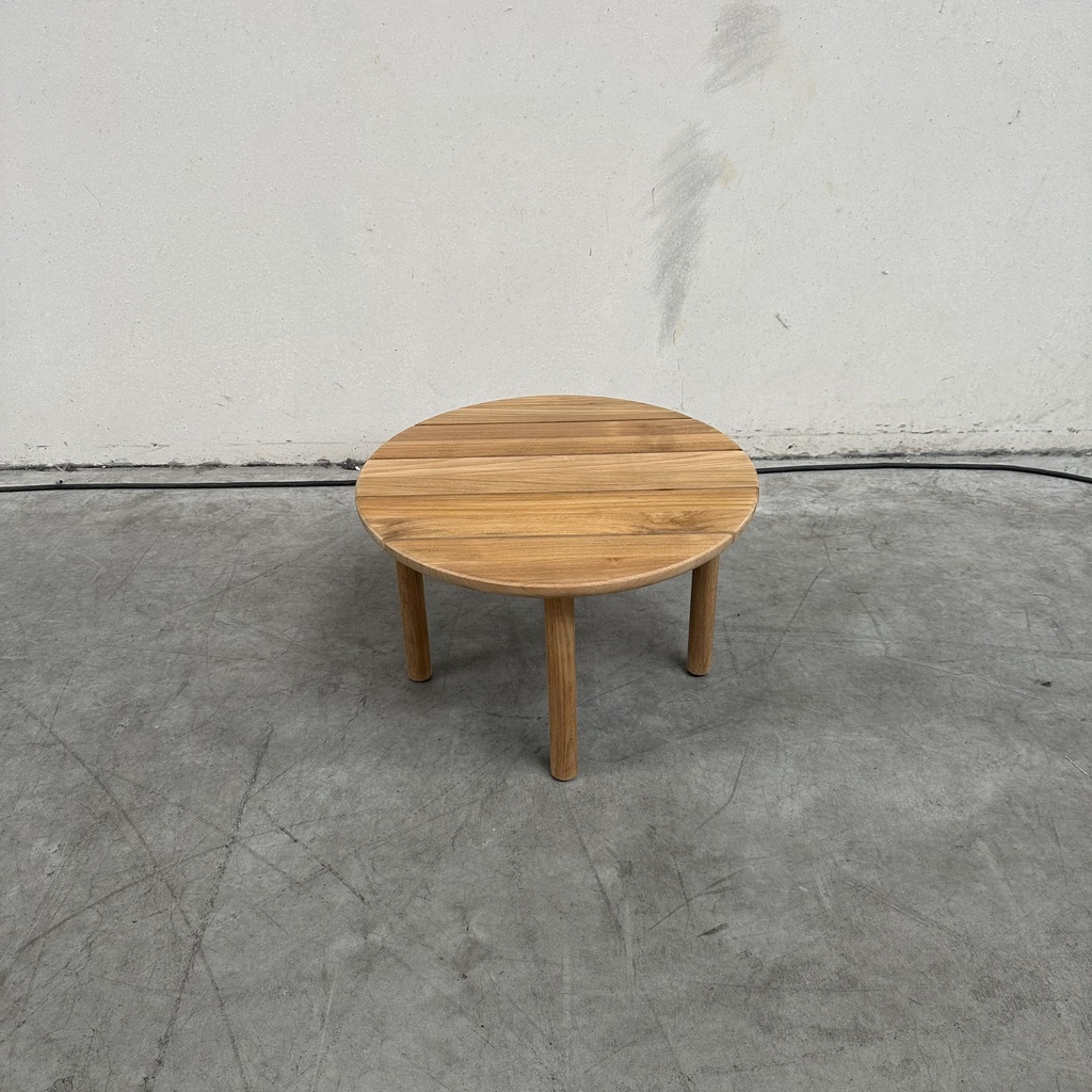 Quatro outdoor side table