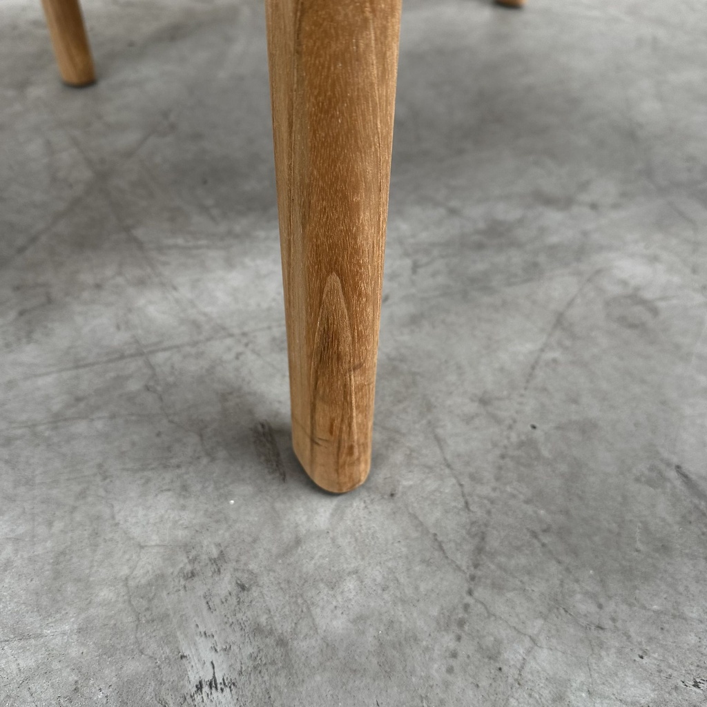 Jack outdoor side table