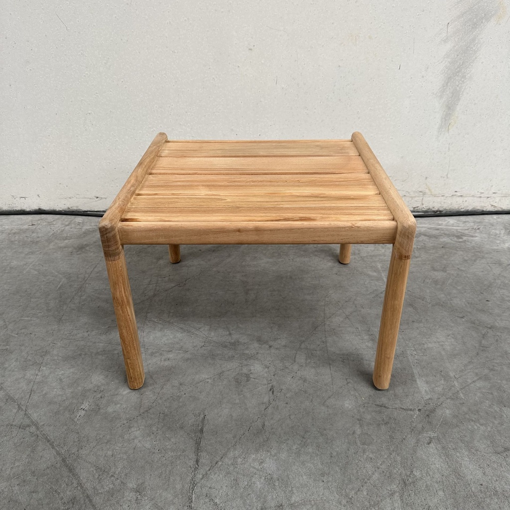 Jack outdoor side table