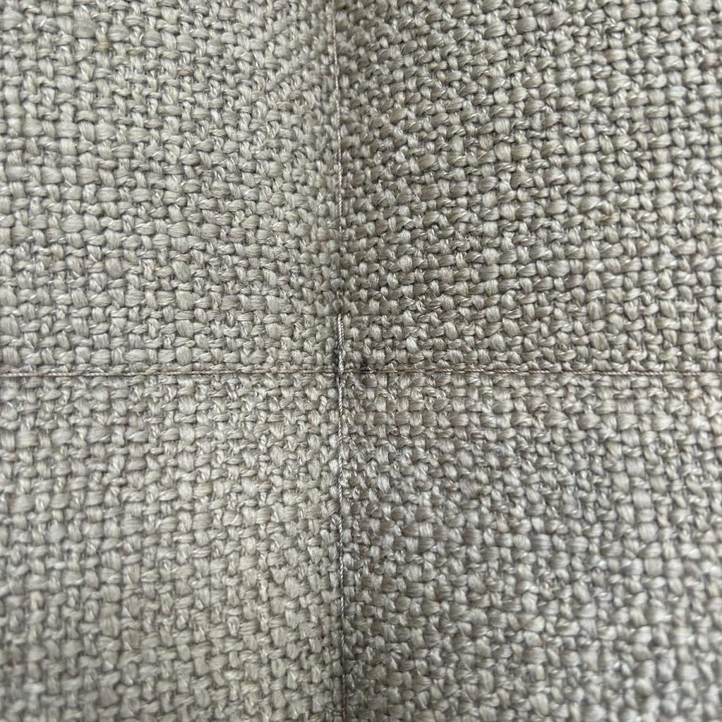 N701 sofa
