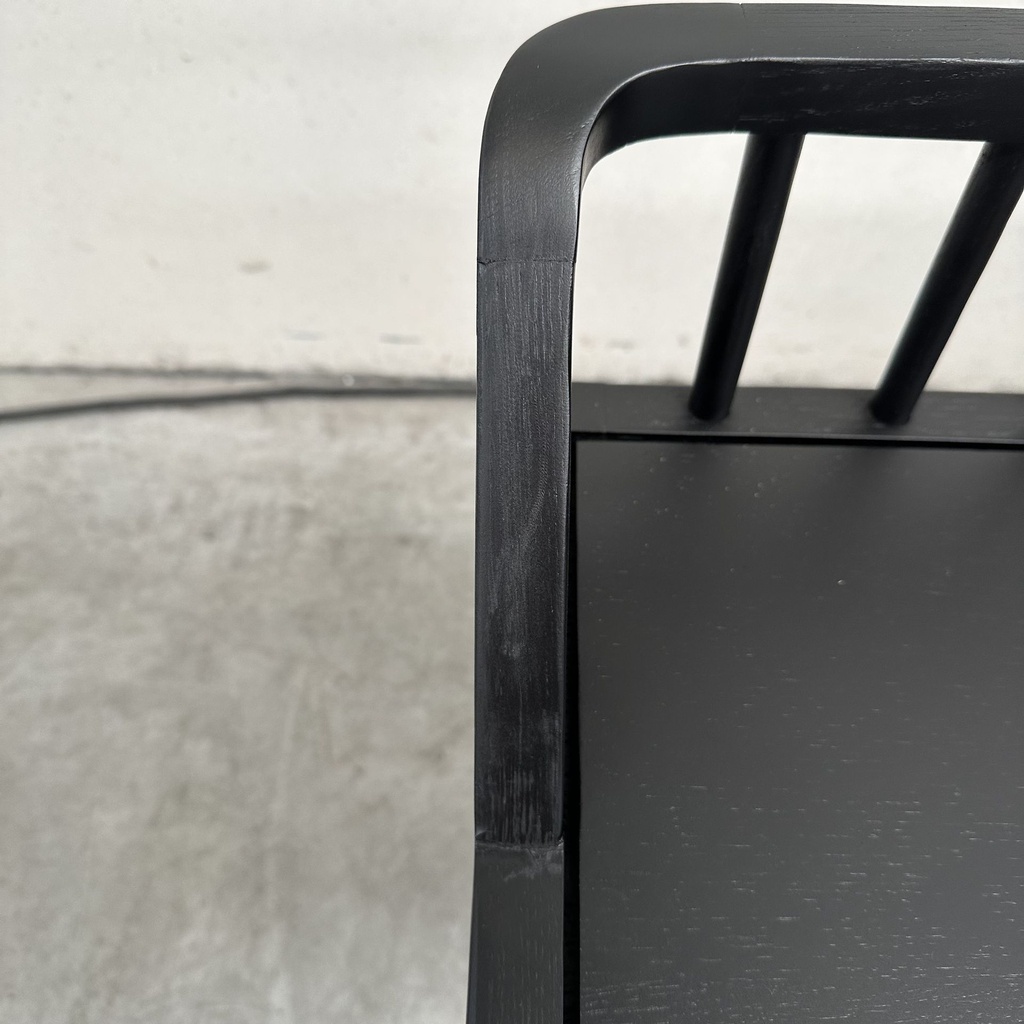 Spindle bench