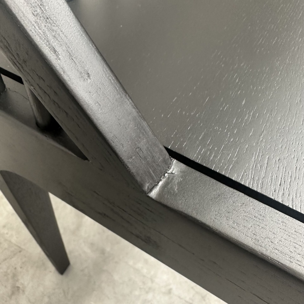 Spindle bench