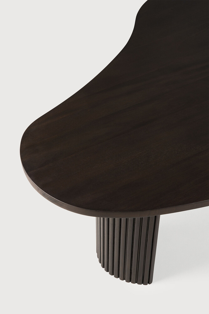 Boomerang coffee table