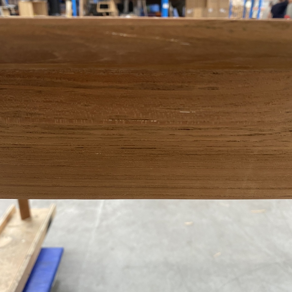 Bok extendable dining table