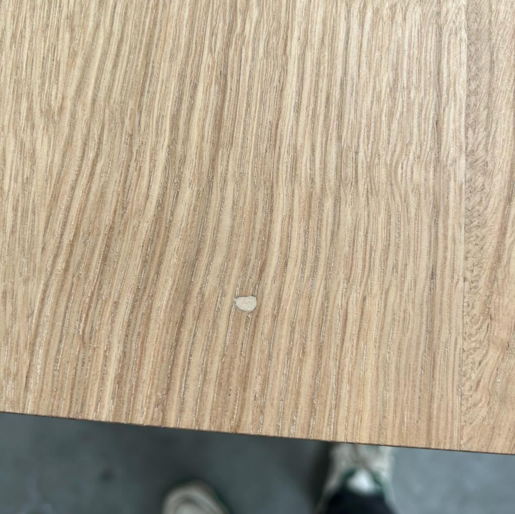 Mikado dining table
