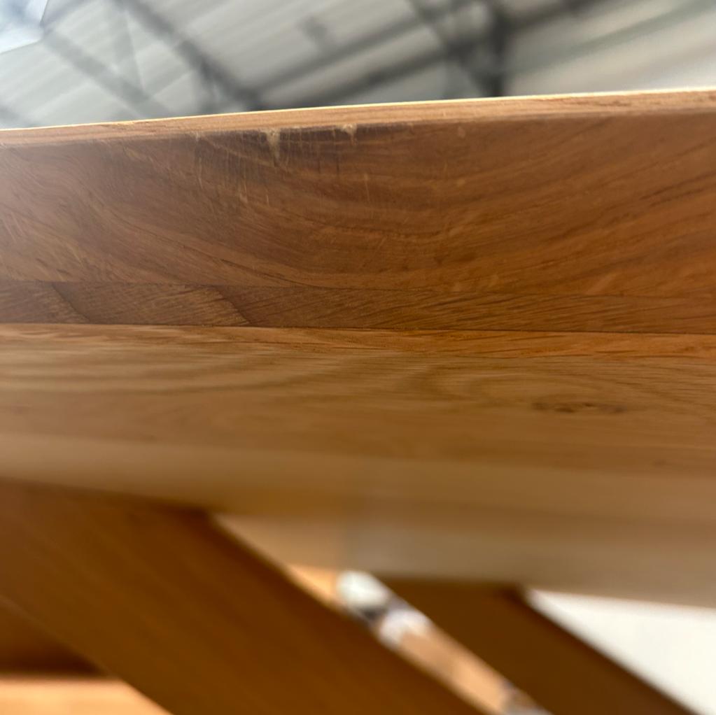 Mikado dining table