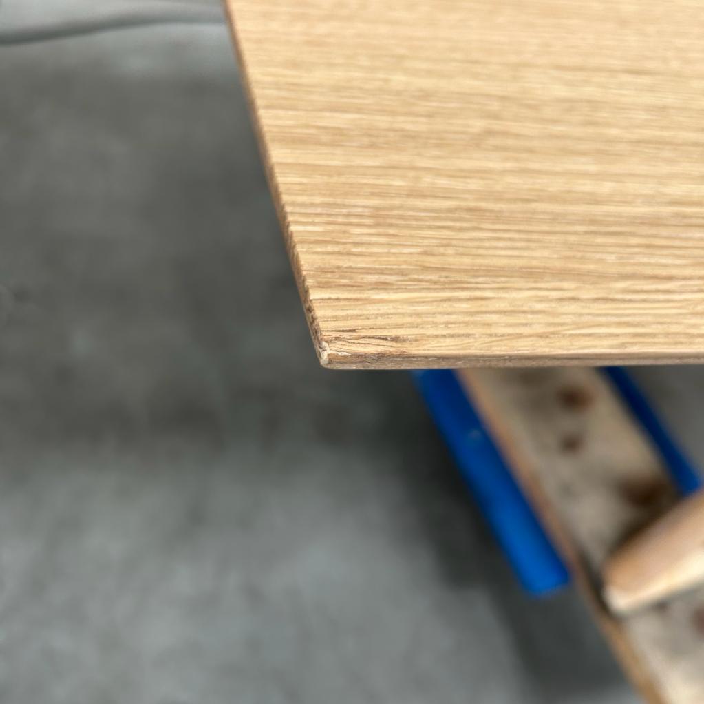 Mikado dining table