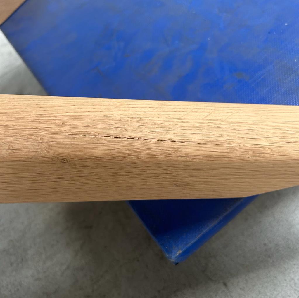 Mikado dining table