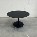 Torsion dining table