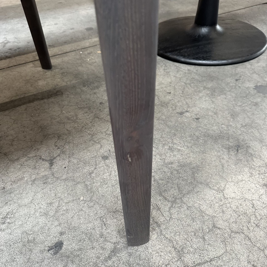 Bok dining table