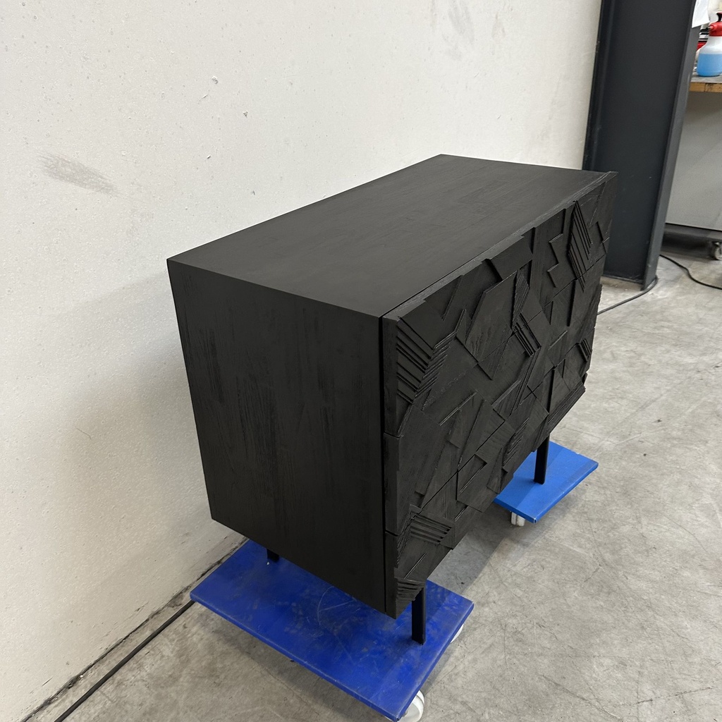 Graphic dresser