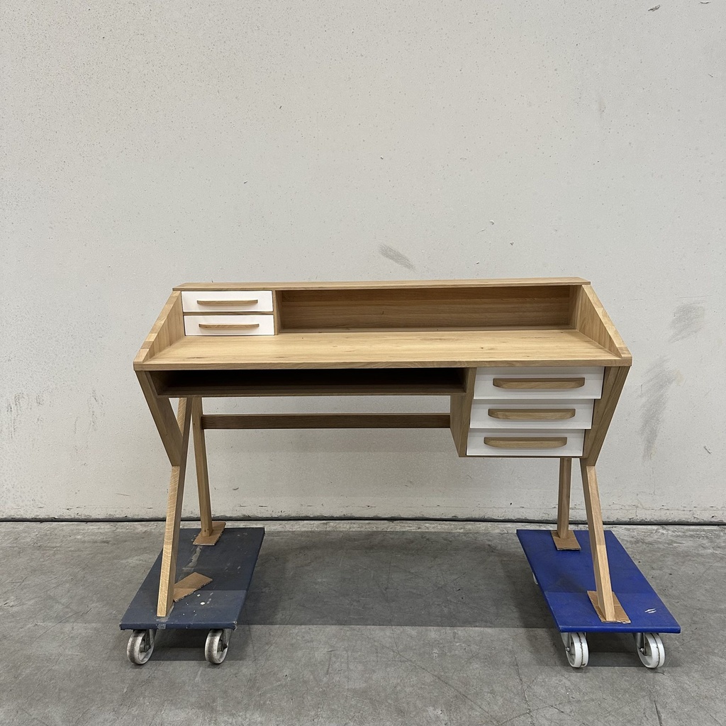 Origami desk
