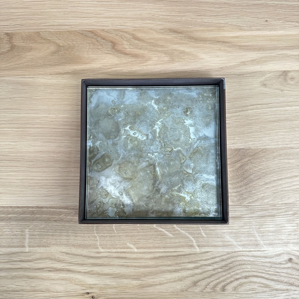 Organic valet tray