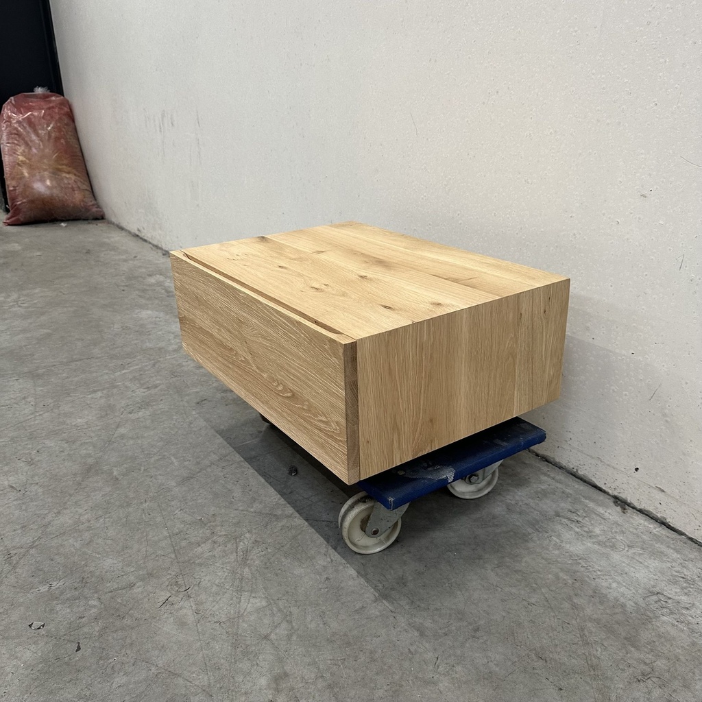 Madra bedside table